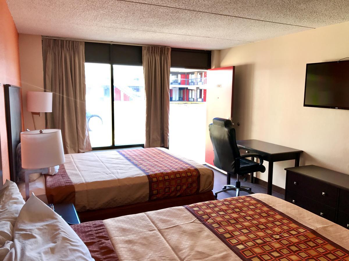American Inn Anniston Eksteriør billede