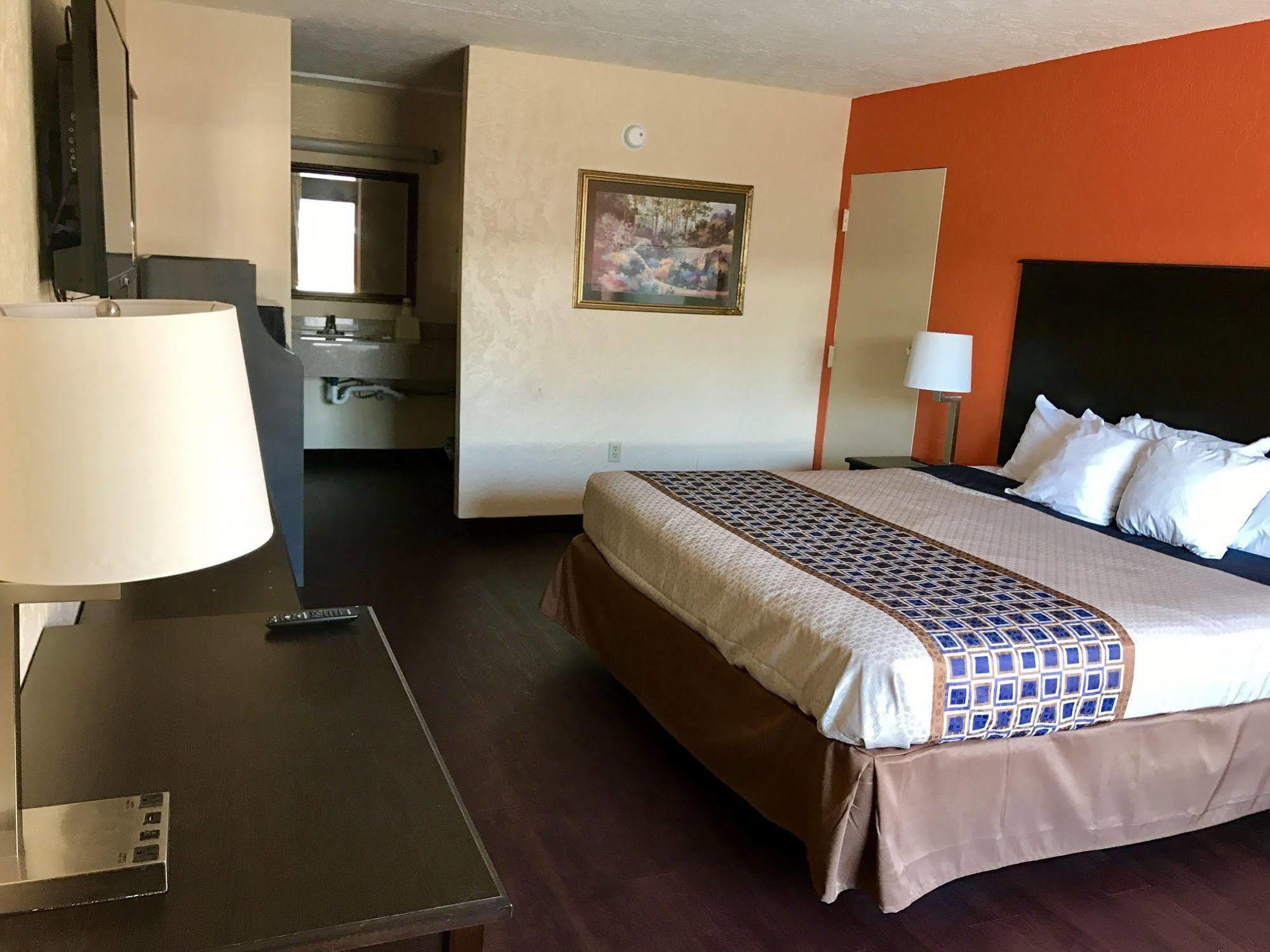 American Inn Anniston Eksteriør billede